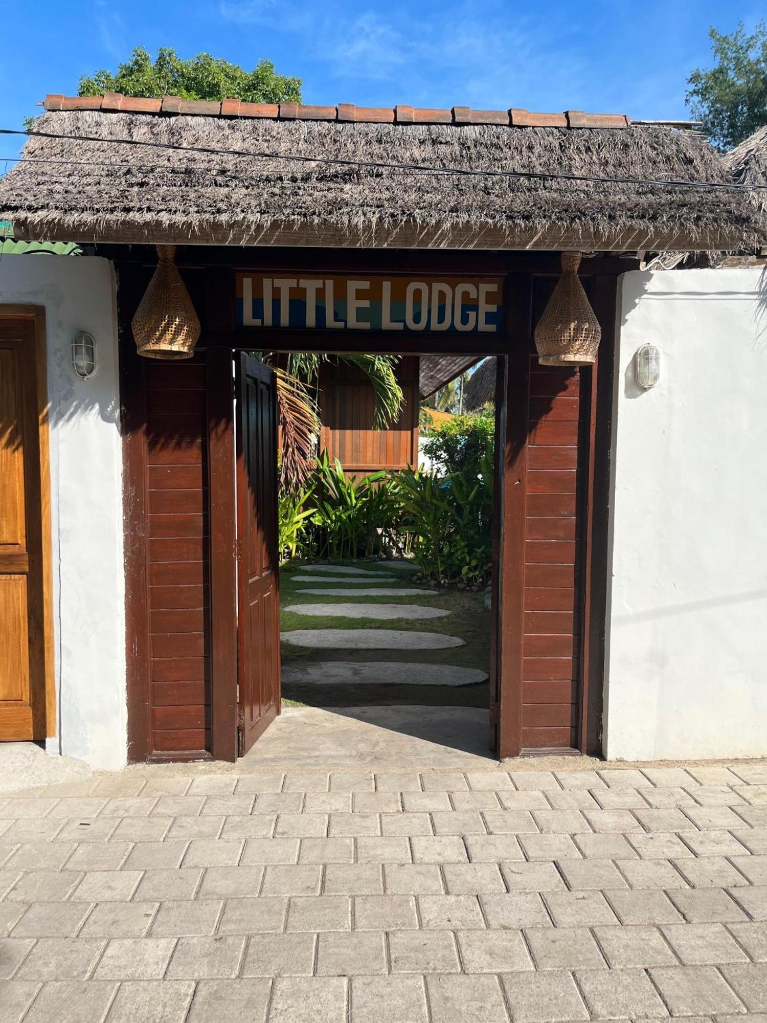 Little Lodge غيلي تراوانغان المظهر الخارجي الصورة